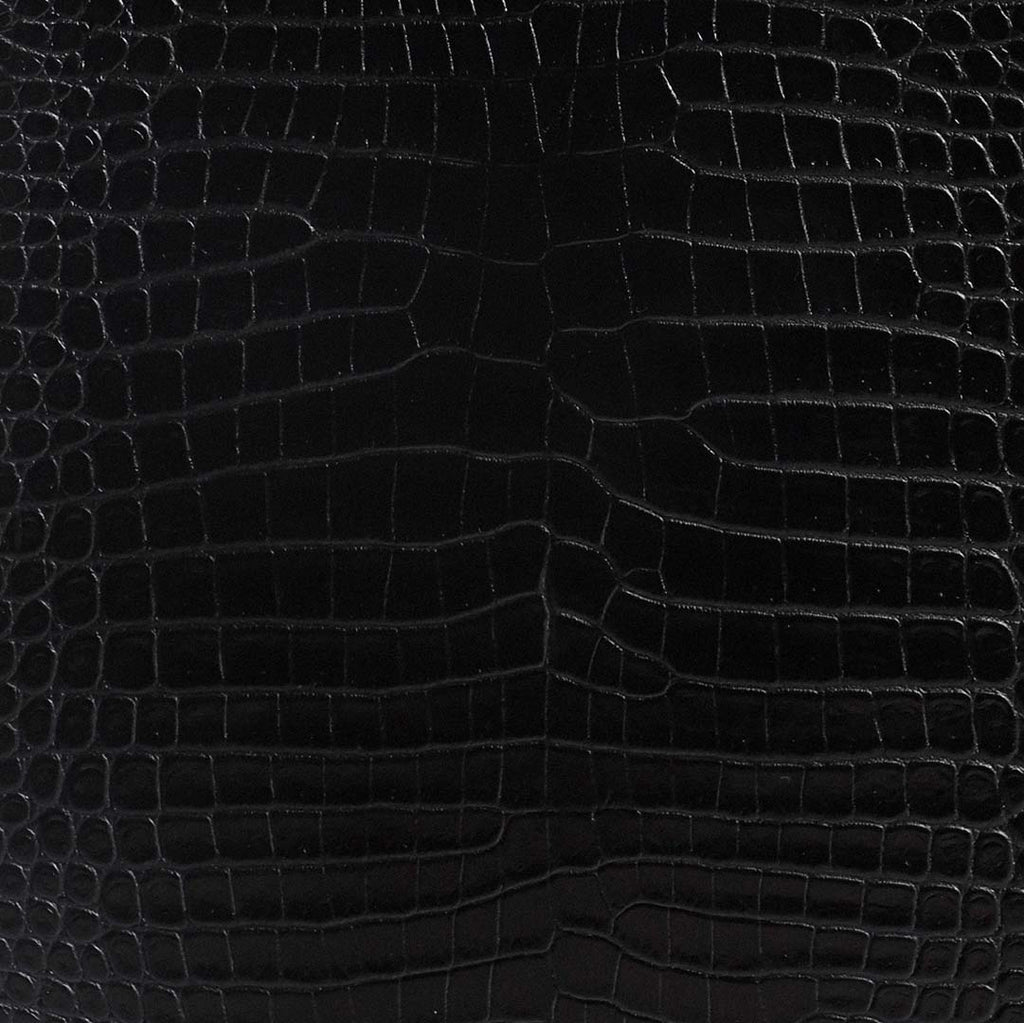 Riviera Black Caimán